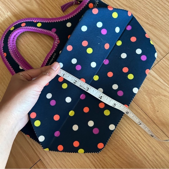 Lands’ End Kids Polka Dot Nom Nom Lunch Bag - Picture 4 of 10